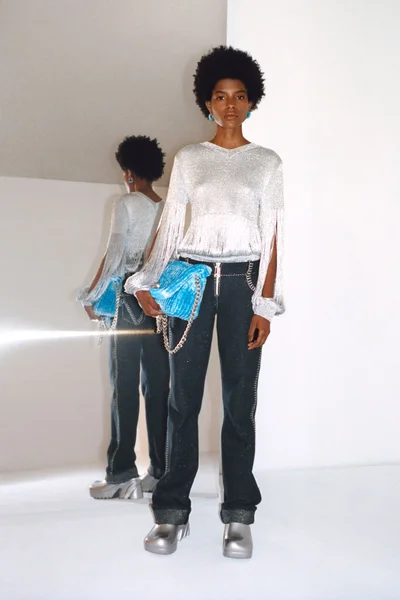 Look 50